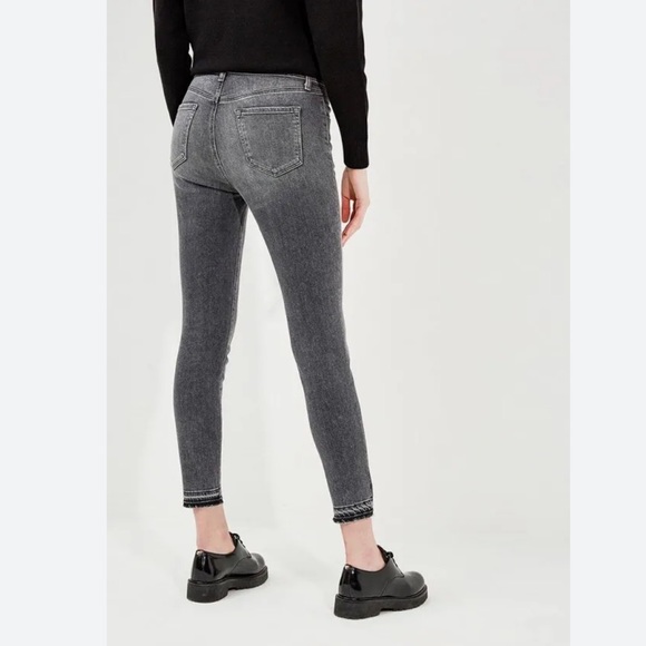 J Brand Alana High Rise Crop Skinny Jeans - Picture 12 of 12